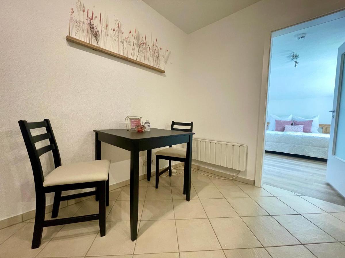 Kleines Nest Mit Bergblick Apartment Unterwoessen Exterior photo
